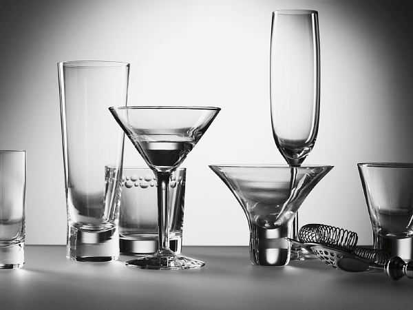 Rusko uvažuje, že stáhne vešekrý český alkohol vyrobený od začátku roku do současnosti. Rusko uvažuje, že stáhne vešekrý český alkohol vyrobený od začátku roku do současnosti.